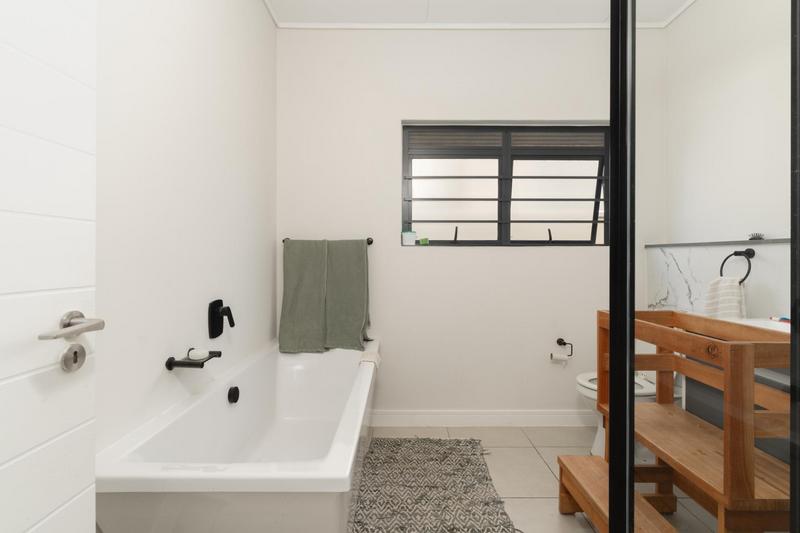 3 Bedroom Property for Sale in The Huntsman Western Cape